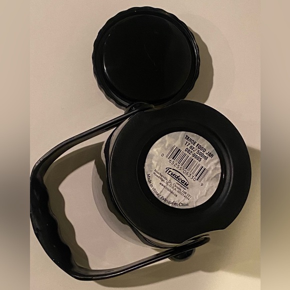 NIB Trudeau wide mouth insulated thermos - Picture 9 of 9